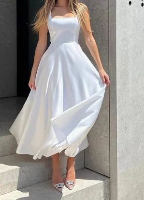 Midikleid in A-Linie mit Satin-Glanz | Quadratischer Ausschnitt &amp; Spaghettiträger | Fließender Rock, elegant für Events