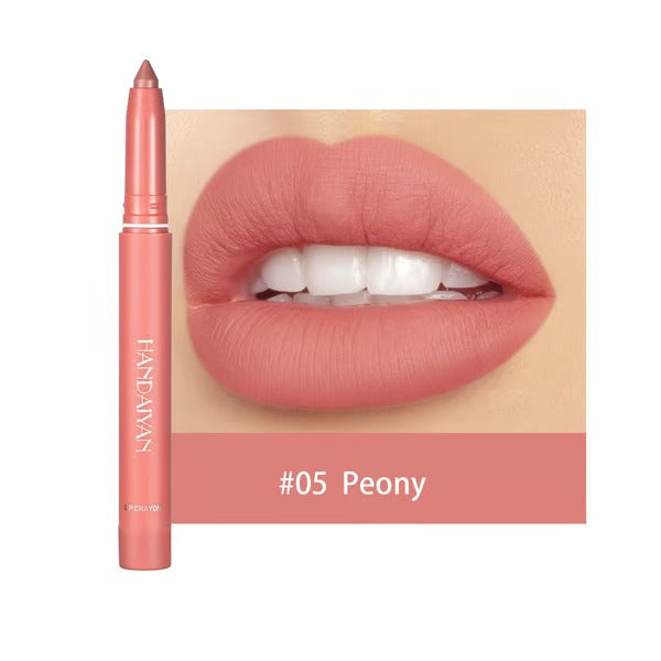 VelvaKiss – Rotatable lip liner with matte finish