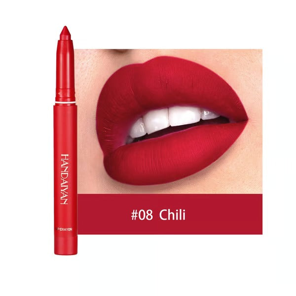 VelvaKiss – Rotatable lip liner with matte finish