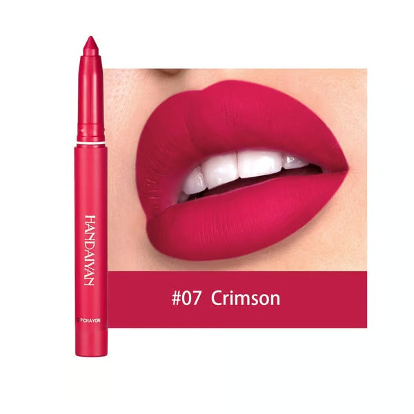 VelvaKiss – Rotatable lip liner with matte finish