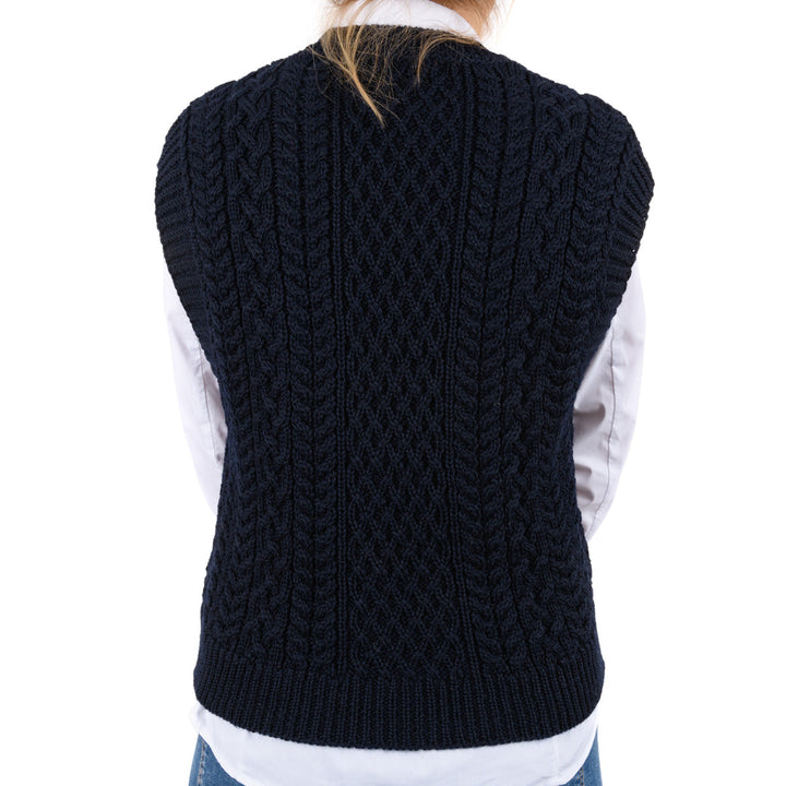Damen Pullunder | Kurzer Strickpullunder mit Zopfmuster und weiten Armausschnitten