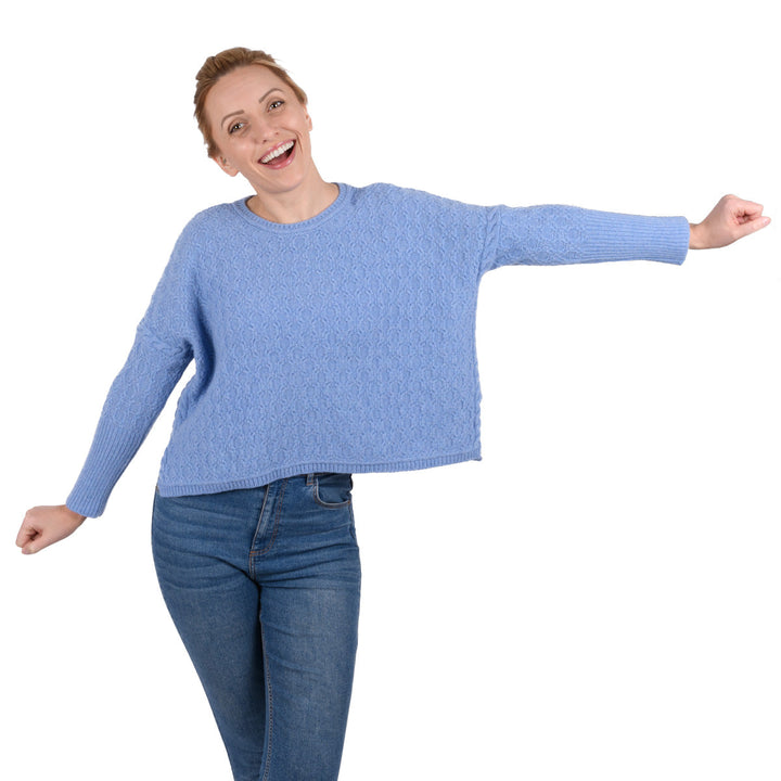 Damen Pullover | Weiter Kurzpullover mit Rundhalsausschnitt und seitlichen Schlitzen