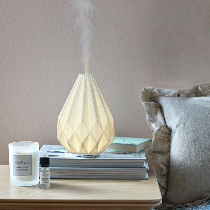 Aroma-Diffuser mit Fernbedienung | Keramik-Duftdiffusor mit Atemlicht, Nachtmodus und über 6 Stunden Laufzeit