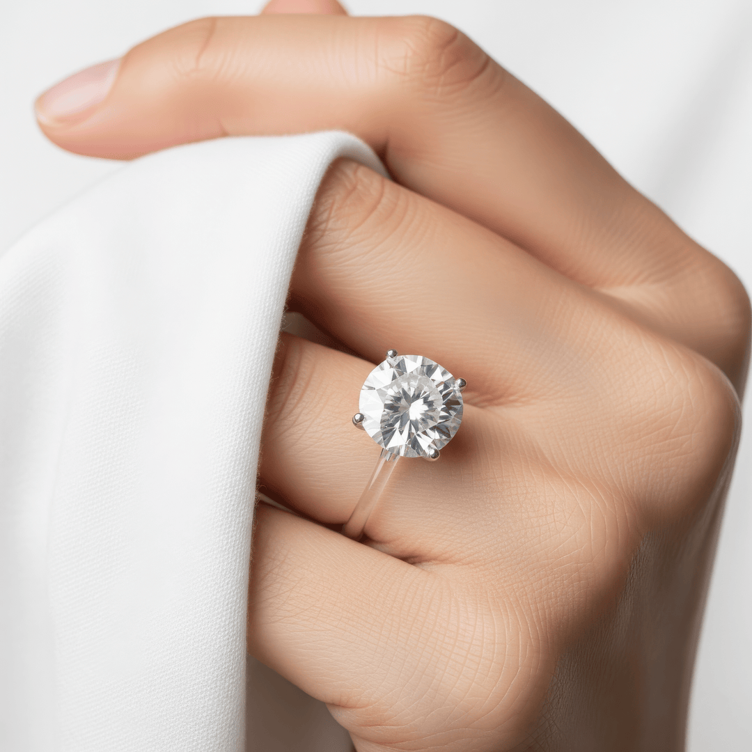 Schwebender Moissanit-Ring für Damen | Unsichtbares Nylonband mit 1 oder 2 Karat Moissanit | Leicht, elegant &amp; funkelnd