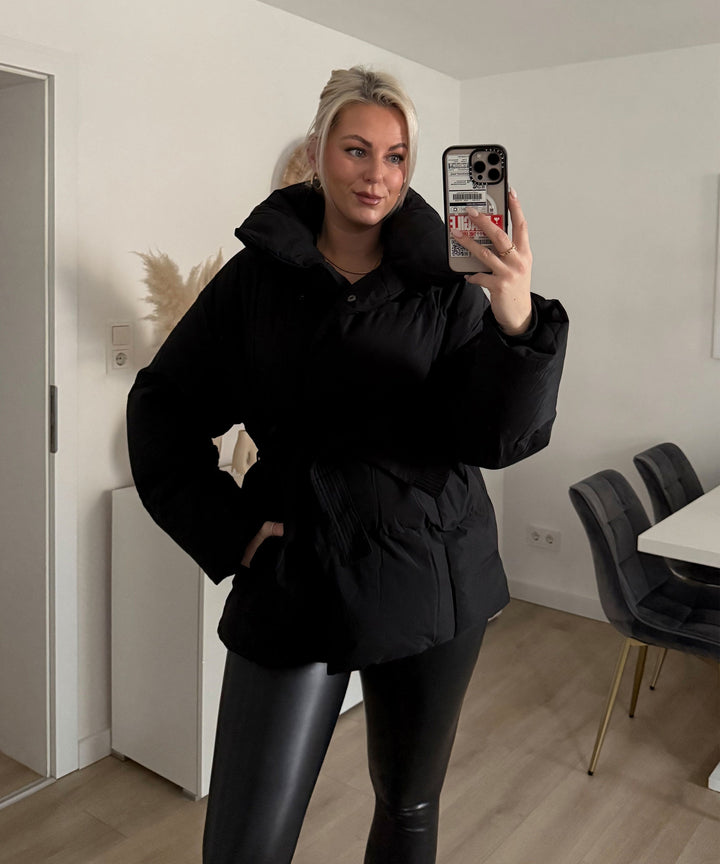 Damen Winterjacke | Kurze Steppjacke mit Gürtel &amp; warmem Futter