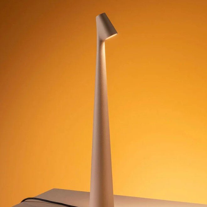 LED Tischlampe | Wiederaufladbar mit 2700K Warmweiß und 3 Helligkeitsstufen