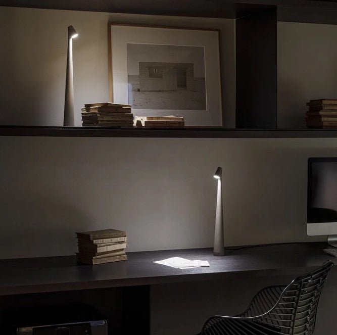 LED Tischlampe | Wiederaufladbar mit 2700K Warmweiß und 3 Helligkeitsstufen