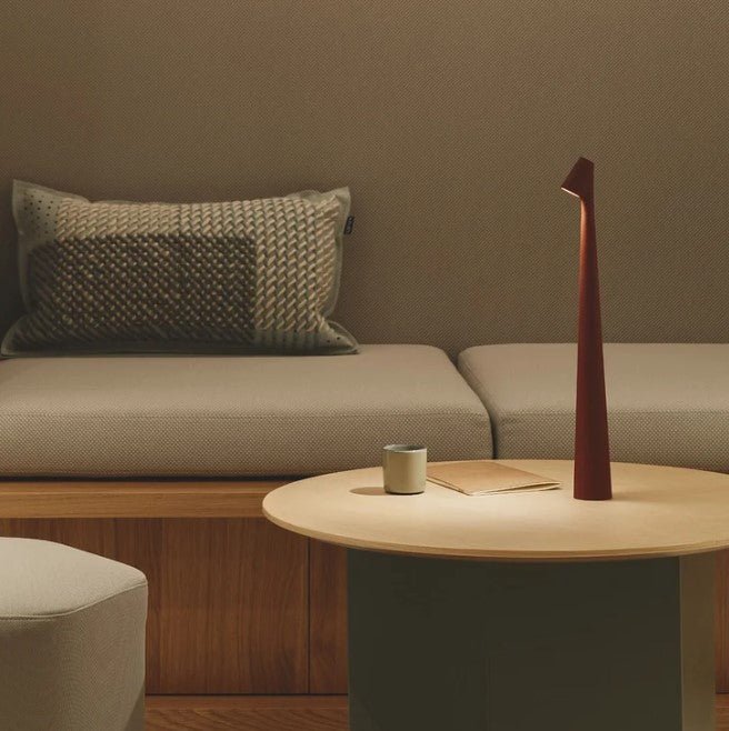 LED Tischlampe | Wiederaufladbar mit 2700K Warmweiß und 3 Helligkeitsstufen