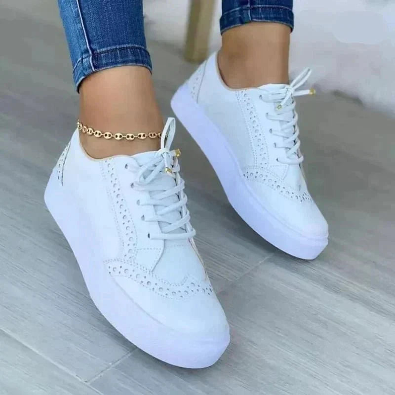 Angelina Schnürsneaker