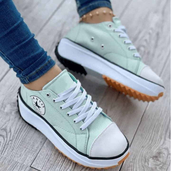 Damen Plateausneaker Annika | Trendige Plateausohle &amp; Schnürung | Bequem &amp; vielseitig für Alltag und Freizeit