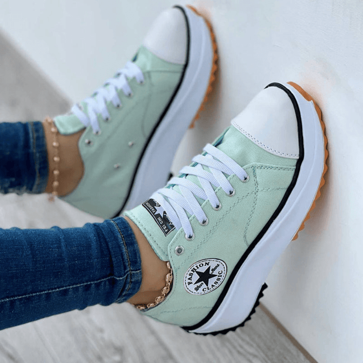 Damen Plateausneaker Annika | Trendige Plateausohle &amp; Schnürung | Bequem &amp; vielseitig für Alltag und Freizeit