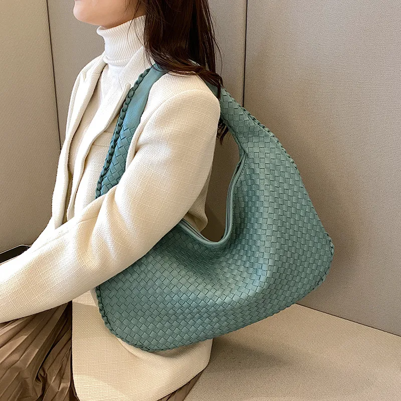 Damen Tragetasche | Geflochtene Handtasche aus veganem Leder mit großem Hauptfach