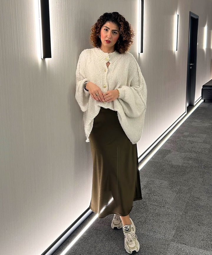 Damen Oversize Cardigan warm | Weiche Strickjacke mit Knöpfen, lockerer Passform und viel Bewegungsfreiheit für den Winter