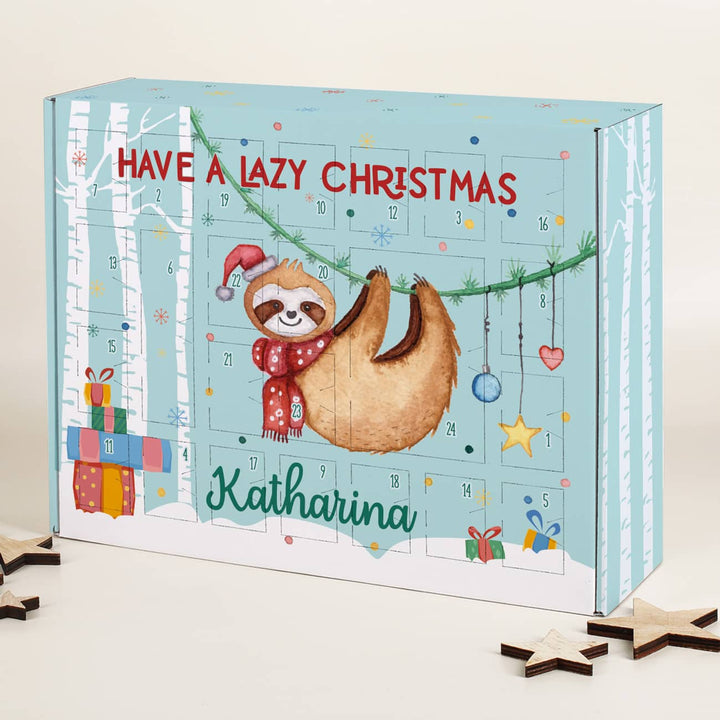 Faultier Adventskalender zum Befüllen | Personalisierter Weihnachtskalender mit 24 Türchen, Faultiermotiv, Namen und Wunschtext
