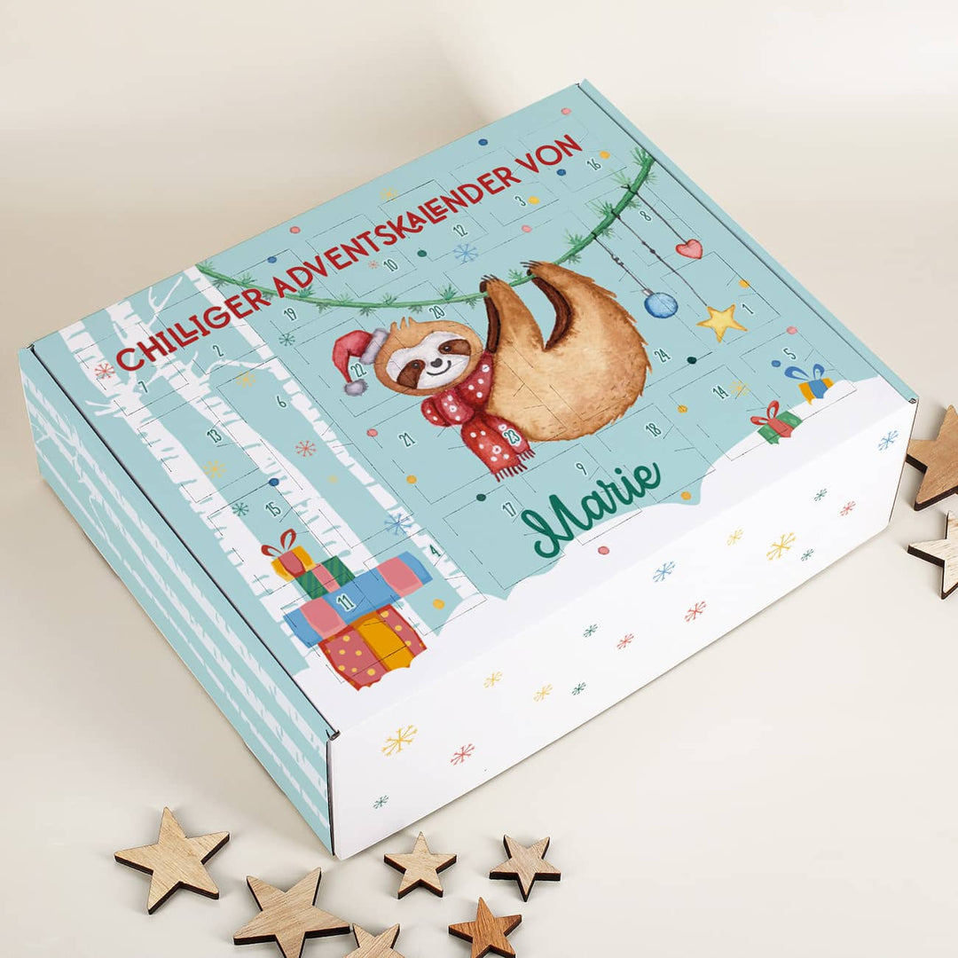 Faultier Adventskalender zum Befüllen | Personalisierter Weihnachtskalender mit 24 Türchen, Faultiermotiv, Namen und Wunschtext