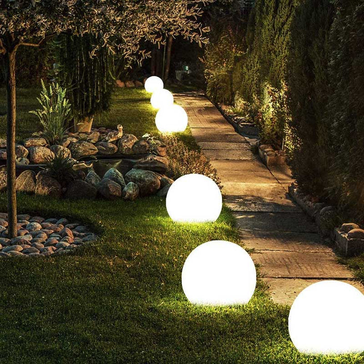GlowHaven - LED-puutarhapallovalo