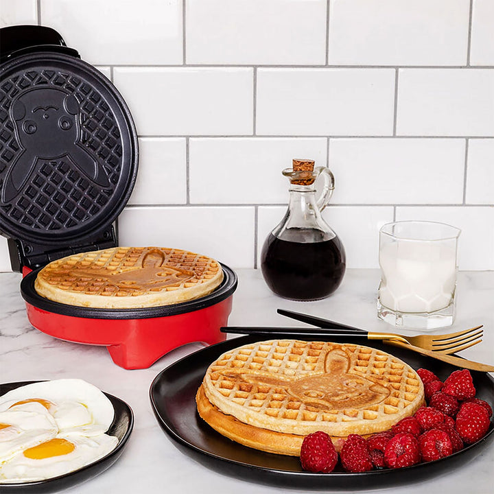 Pikachu Waffeleisen | Pokémon Waffelautomat mit Antihaftbeschichtung und Pikachu-Motiv | 850 Watt | Offiziell lizenziert