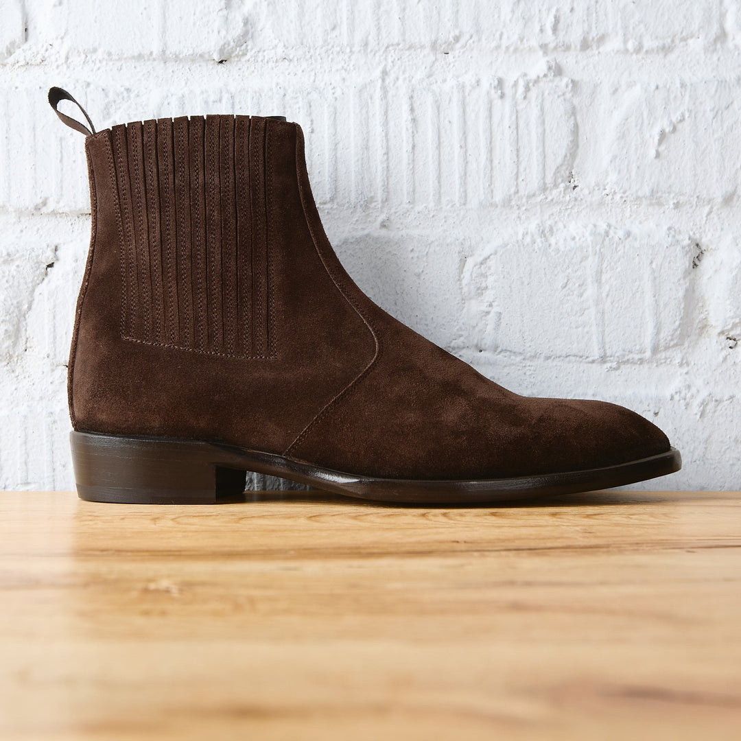 Herren Chelsea Boots | Handgefertigte Stiefel aus weichem Coffee Veloursleder mit Lederlaufsohle