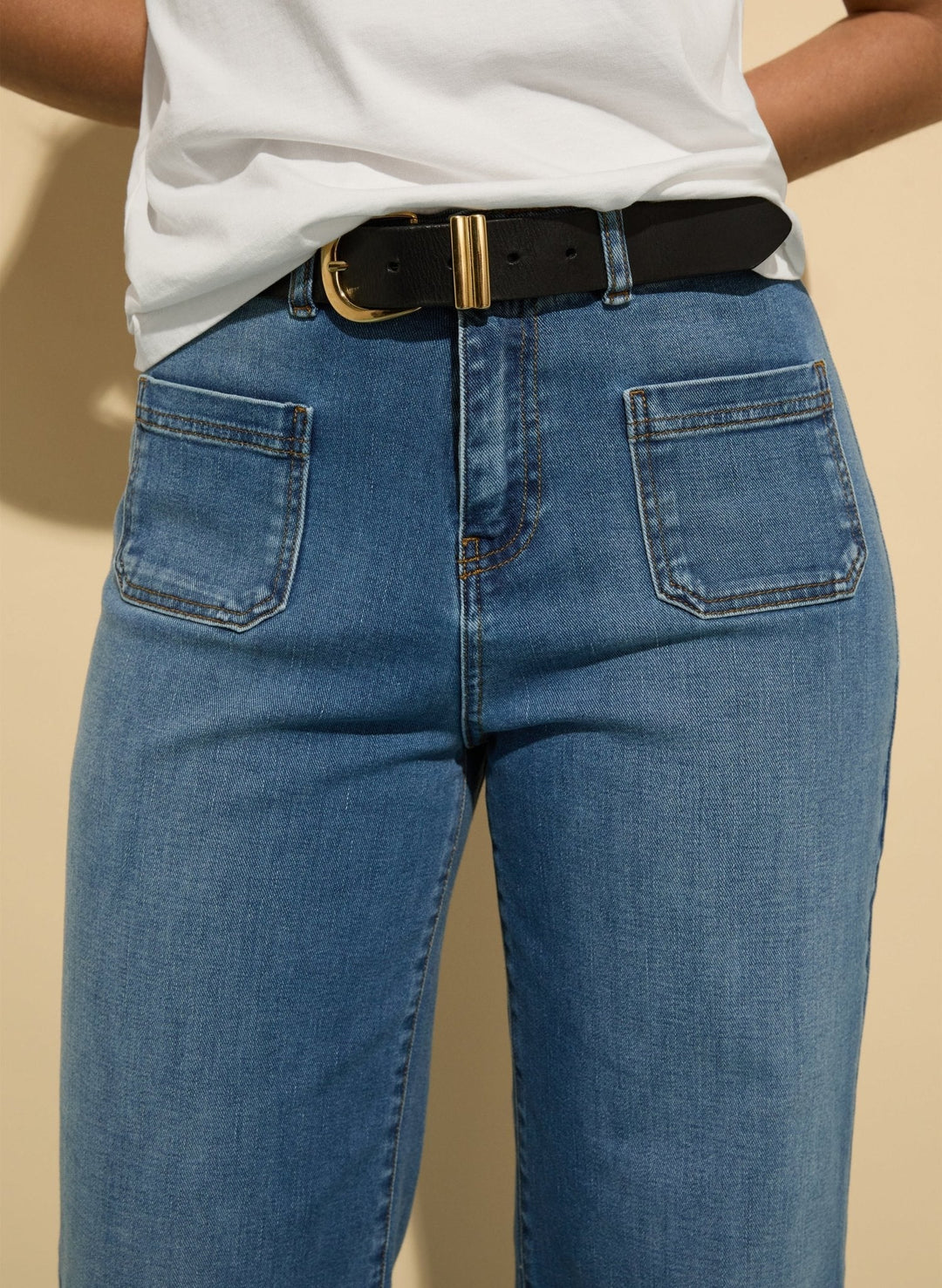 Damen Jeans | Bio-Baumwoll-Jeans mit Stretch, hohem Bund und weitem Bein