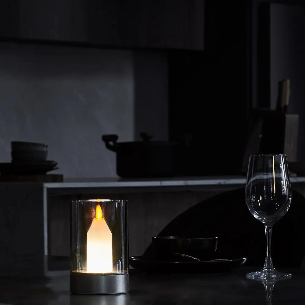 LED Kerzenlampe kabellos mit Gestensteuerung | Dimmbares warmweißes Licht | 6–8 Std. Akkulaufzeit, 8,6 x 13 cm