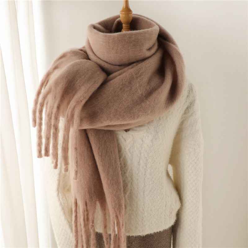 Damen Schal mit Fransen | Eleganter langer Winterschal mit weichem Fall | Vielseitig tragbar als Halsschal oder Stola | 240 x 40 cm