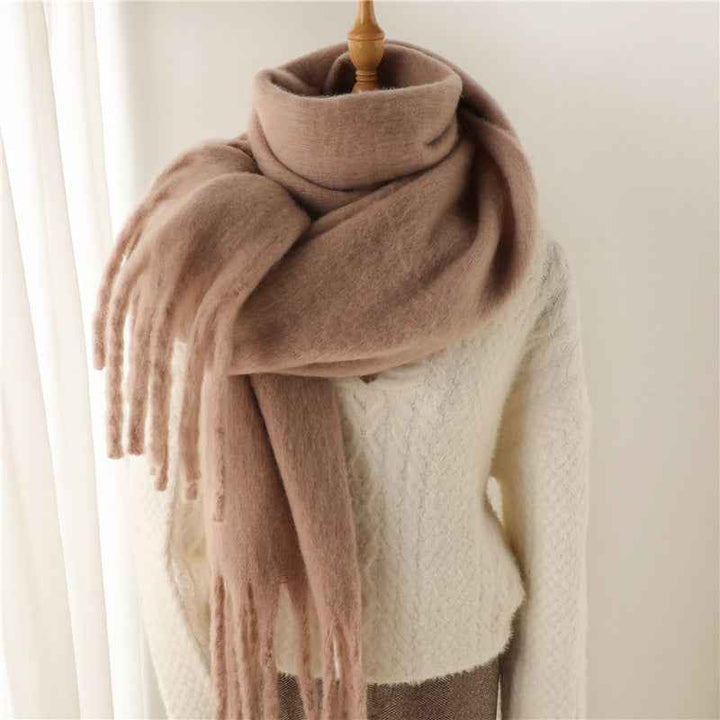 Damen Schal mit Fransen | Eleganter langer Winterschal mit weichem Fall | Vielseitig tragbar als Halsschal oder Stola | 240 x 40 cm
