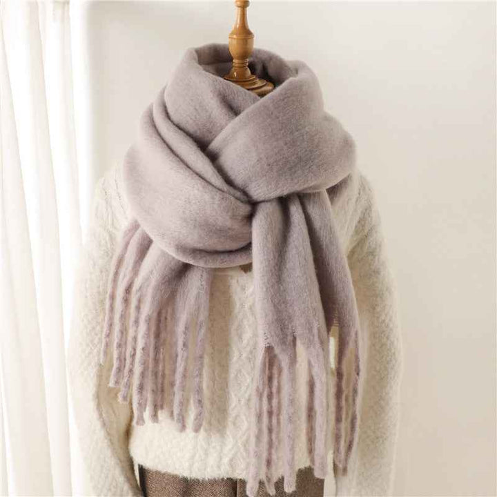 Damen Schal mit Fransen | Eleganter langer Winterschal mit weichem Fall | Vielseitig tragbar als Halsschal oder Stola | 240 x 40 cm