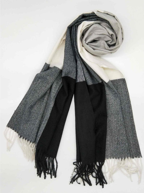 Damen Winterschal | Weicher Schal mit elegantem Muster, wärmender Stoffmischung und dekorativen Fransen für Herbst und Winter