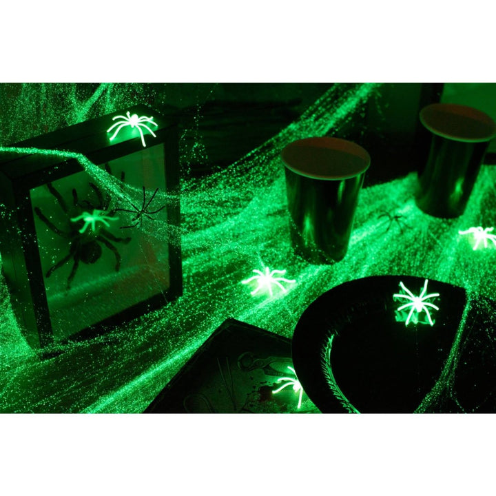 Halloween Spinnennetz 100 g | Weißes Glow-in-the-Dark Dekonetz für Wände, Möbel und gruselige Halloween-Partys