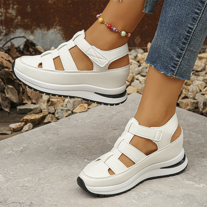 Női zárt orrú sneaker szandálok