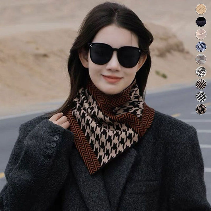Sciarpa triangolare da donna | Morbida e leggera, versatile da indossare come sciarpa o collo | 36x30 cm | Fantasie