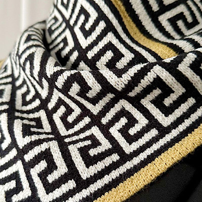 Damen Dreieckstuch | Weicher leichter Strickschal mit vielseitiger Passform für Herbst und Winter