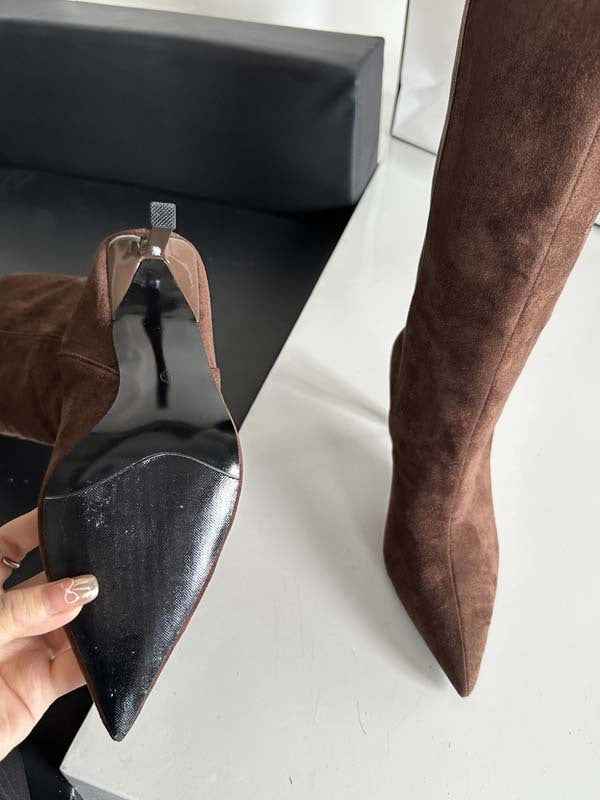 Damen Stiefel in Wildleder-Optik | Schmal geschnittene Stiefel mit stabilem Absatz für Herbst, Winter und elegante Looks