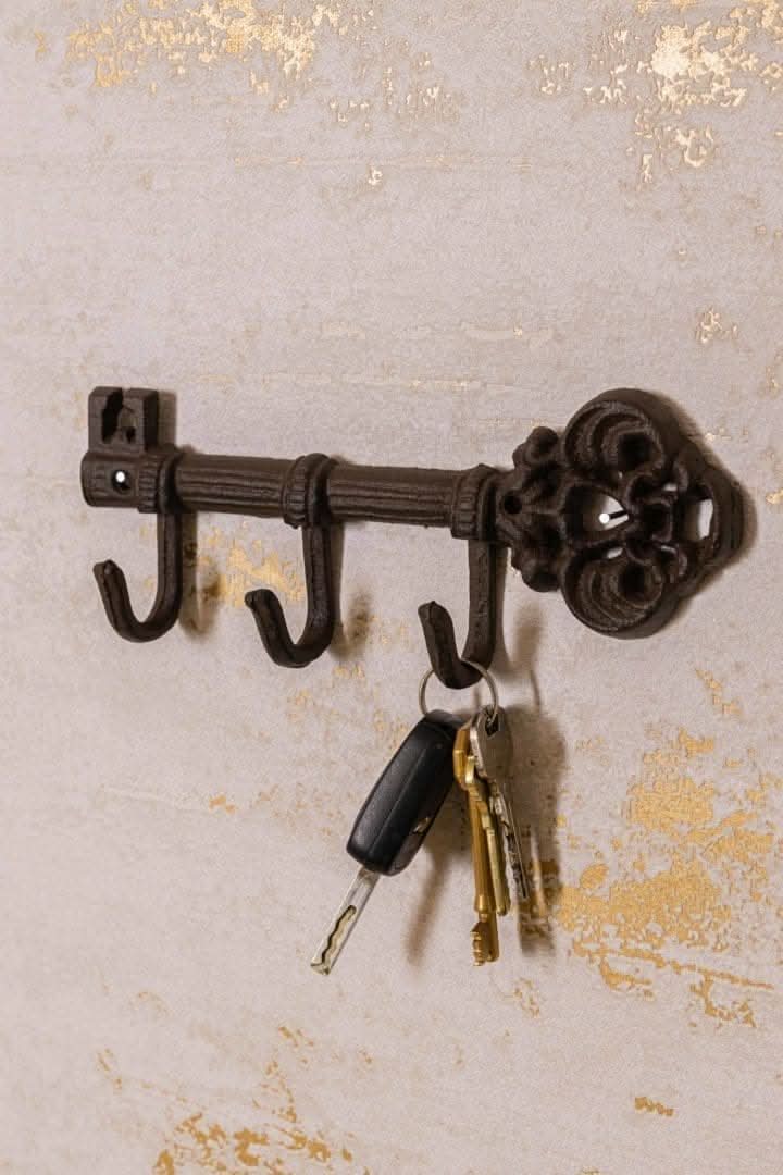 Schlüsselhalter Wandhaken aus Gusseisen | Vintage Schlüssel-Design mit 3 Haken | Antik-Look Garderobenhaken für Flur &amp; Zuhause