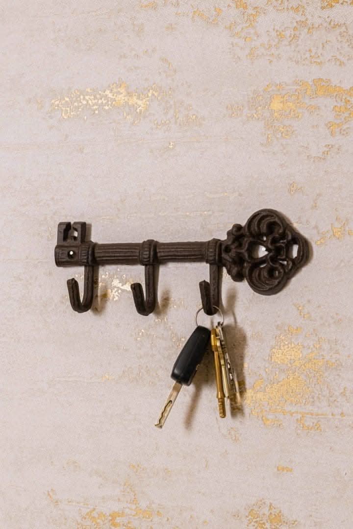 Schlüsselhalter Wandhaken aus Gusseisen | Vintage Schlüssel-Design mit 3 Haken | Antik-Look Garderobenhaken für Flur &amp; Zuhause