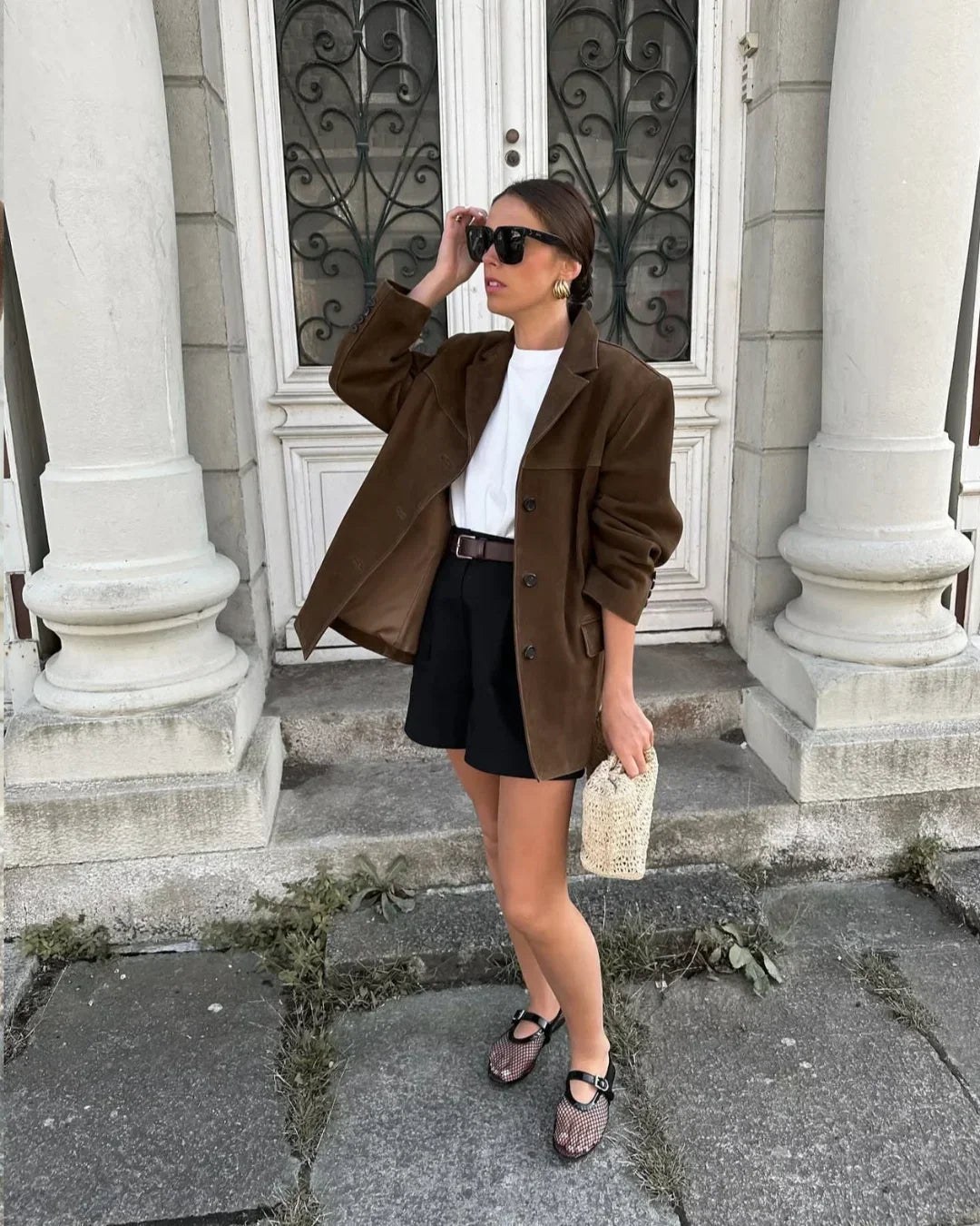 Damen Wildleder-Blazerjacke in Braun mit Taschen | Eleganter Damenblazer in Wildlederoptik für Alltag, Büro und Freizeit 2026