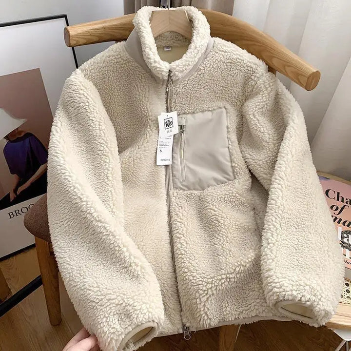 Damen Teddyjacke Oversize mit Stehkragen | Warme Jacke in Teddy-Optik mit Reißverschluss und Vordertasche für Winter und Freizeit