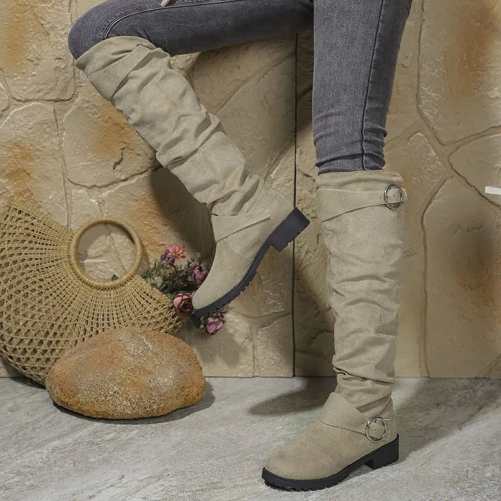 Slouchy Stiefel Damen | Kniehohe Boots mit Blockabsatz, zwei Schnallen und weitem, gerafftem Schaft