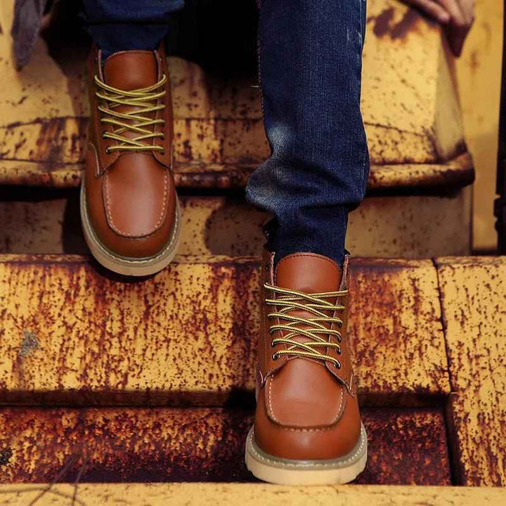Herren Winterstiefel mit Schnürung | Warme Stiefel mit griffiger Sohle, stützendem Schaft und gepolstertem Komfort