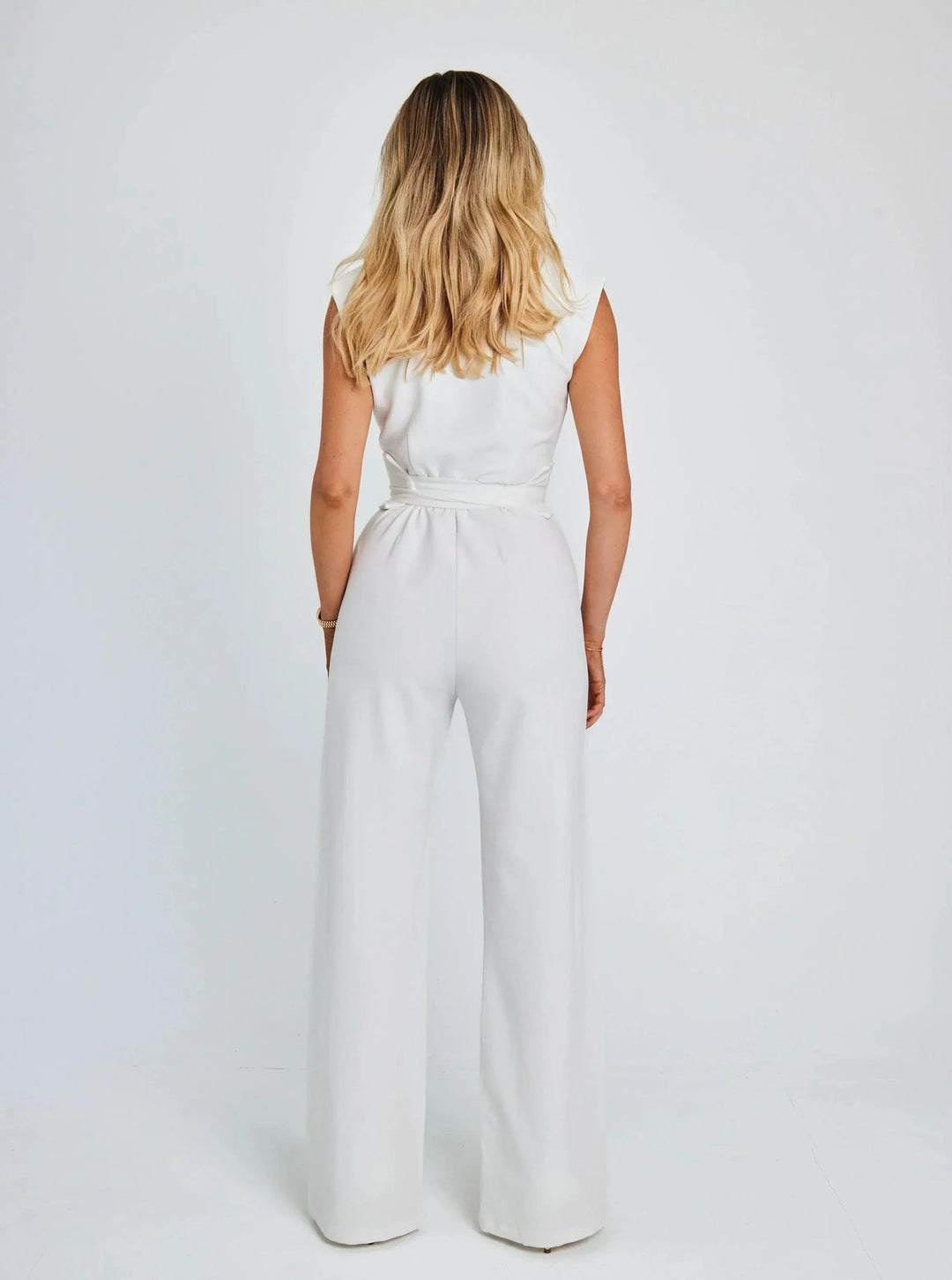 Damen Overall mit Gürtel | Eleganter Jumpsuit mit taillierter Passform | Vielseitiger Look für jede Saison