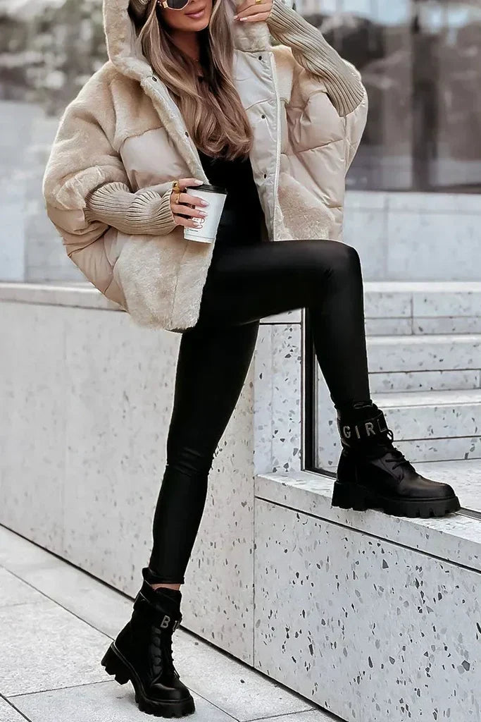 Damen Winterjacke mit Kapuze | Warme Oversize-Jacke mit weichem Pelzkragen, Bündchen und praktischen Taschen für kalte Tage